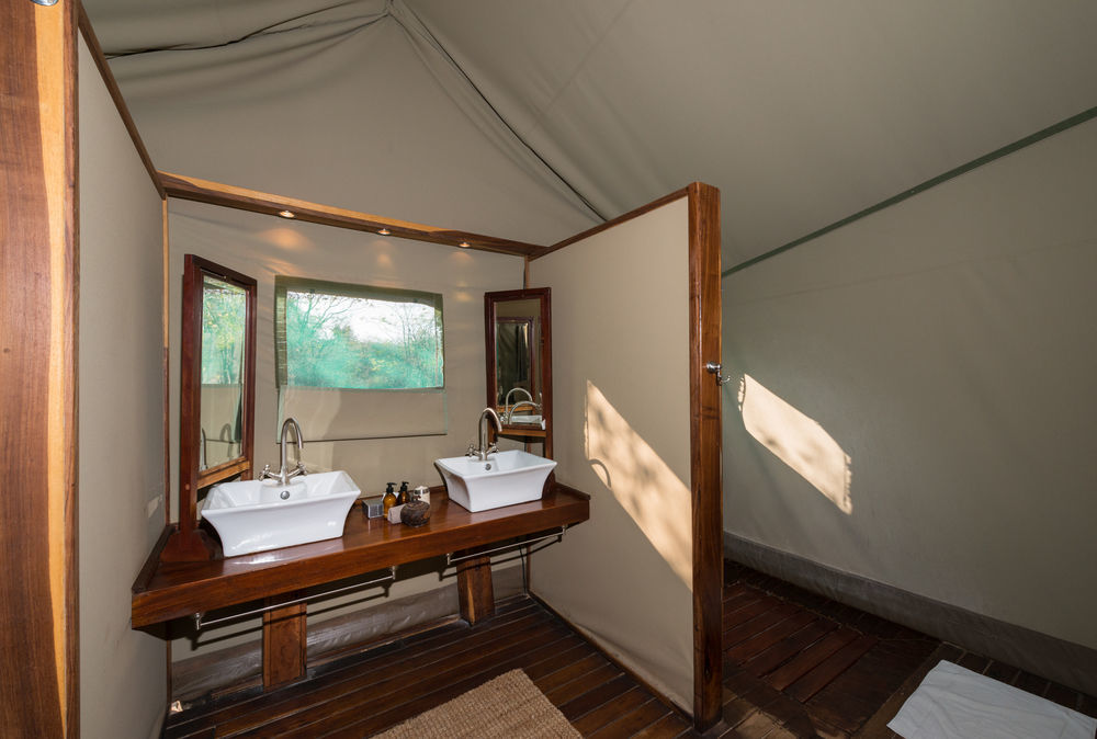 Ongava Tented Camp - All-Inclusive Okaukuejo Εξωτερικό φωτογραφία